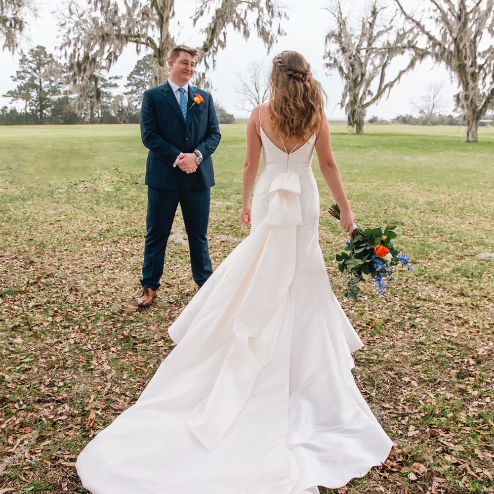 Elegant White Wedding Dress